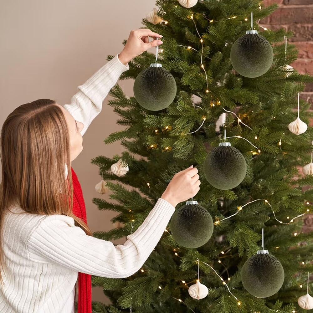 Set of 17 green velvet Christmas ornament balls that 4” diameter